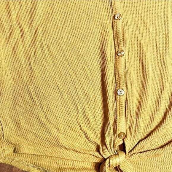 Pink Rose Mustard Yellow‎ Waffle Knit Short Sleeve Button Down Tie Top Size M - Picture 5 of 9